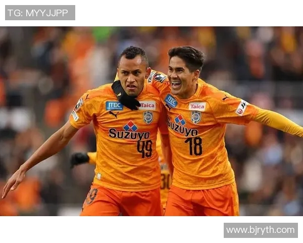 大阪钢巴对阵广岛三箭比赛前瞻分析及双方近期状态评估